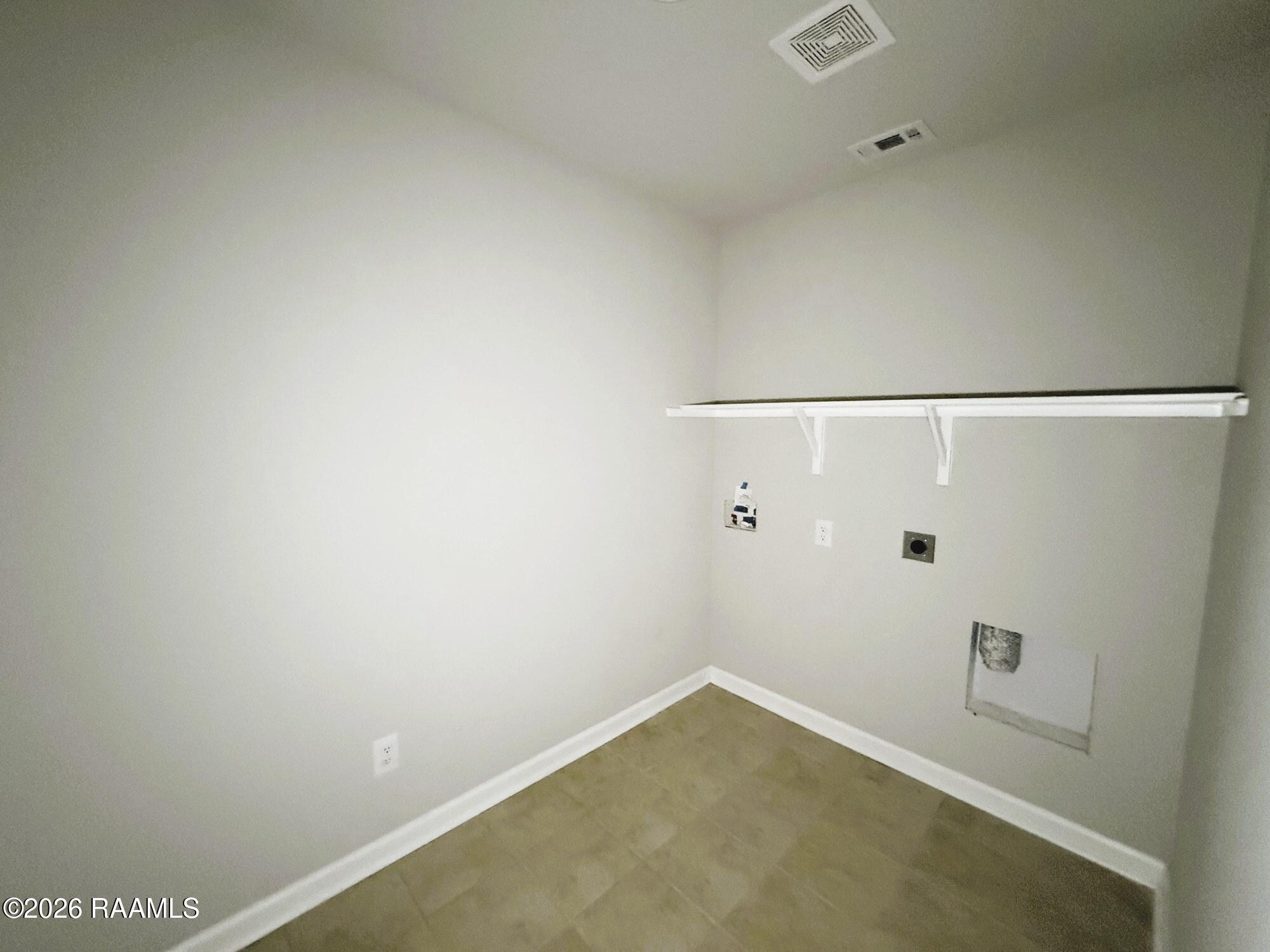 109 Hartwood Court Duson, LA 70529 - Photo 23 of 34 23 LAUNDRY