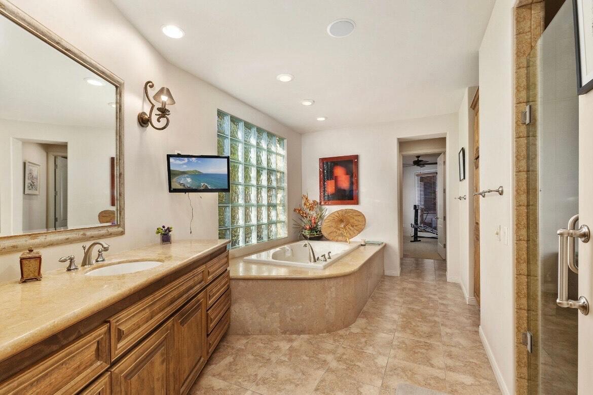 42665 Buccaneer Court Bermuda Dunes, CA 92203 - Photo 24 of 37 IMG_7149