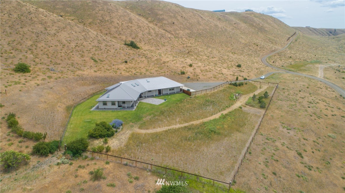 1501 Ellensburg Ranches Road Ellensburg, WA 98926 - Photo 3 of 25 Gallery Image 3