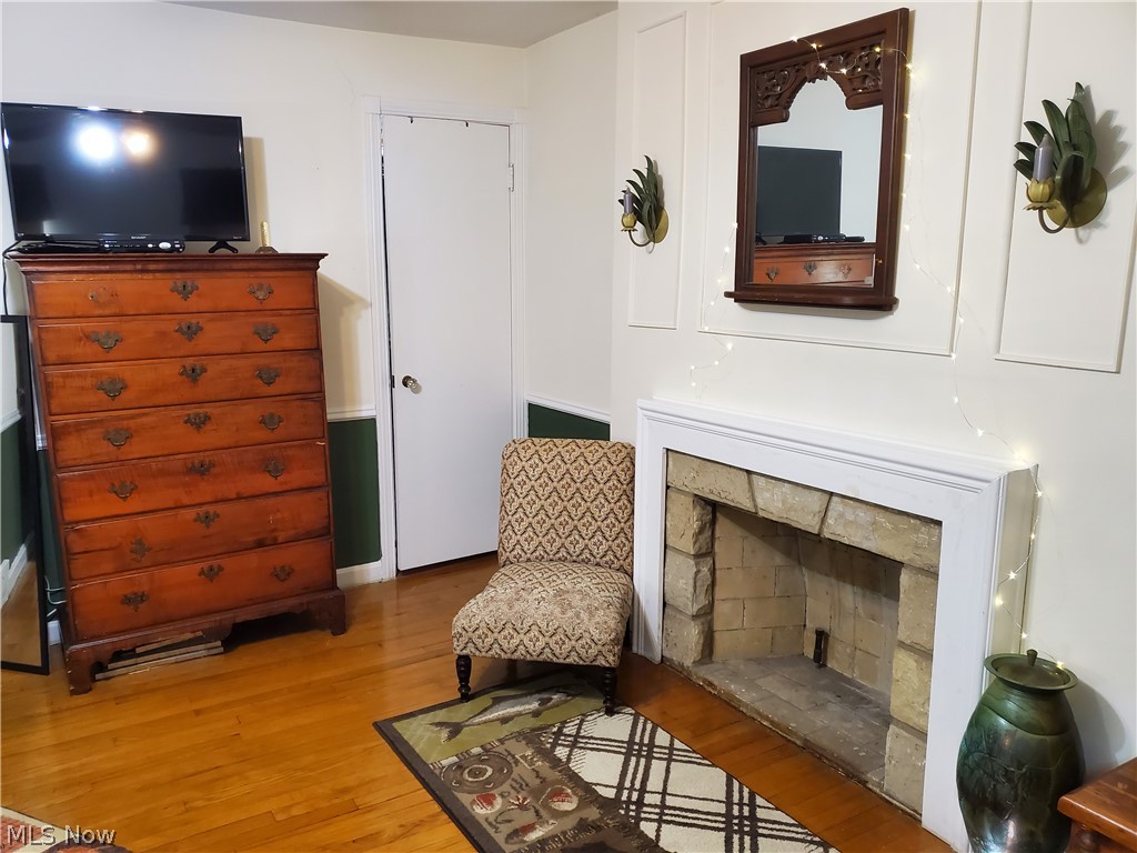 1326 Winston Road Cleveland, OH 44121 - Photo 20 of 35