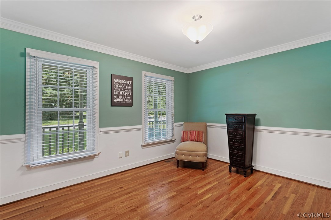 13901 Shadow Ridge Road Midlothian, VA 23112 - Photo 5 of 32 a living room with furniture and a window