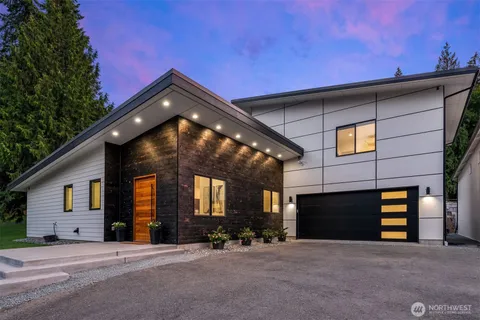 $1,895,000 | 21708 57th Avenue Southeast, Woodinville, WA 98072