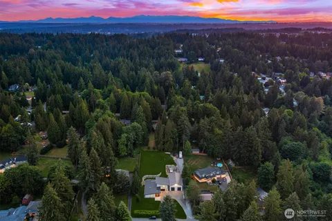 $1,895,000 | 21708 57th Avenue Southeast, Woodinville, WA 98072