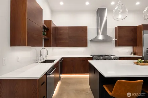 $1,895,000 | 21708 57th Avenue Southeast, Woodinville, WA 98072