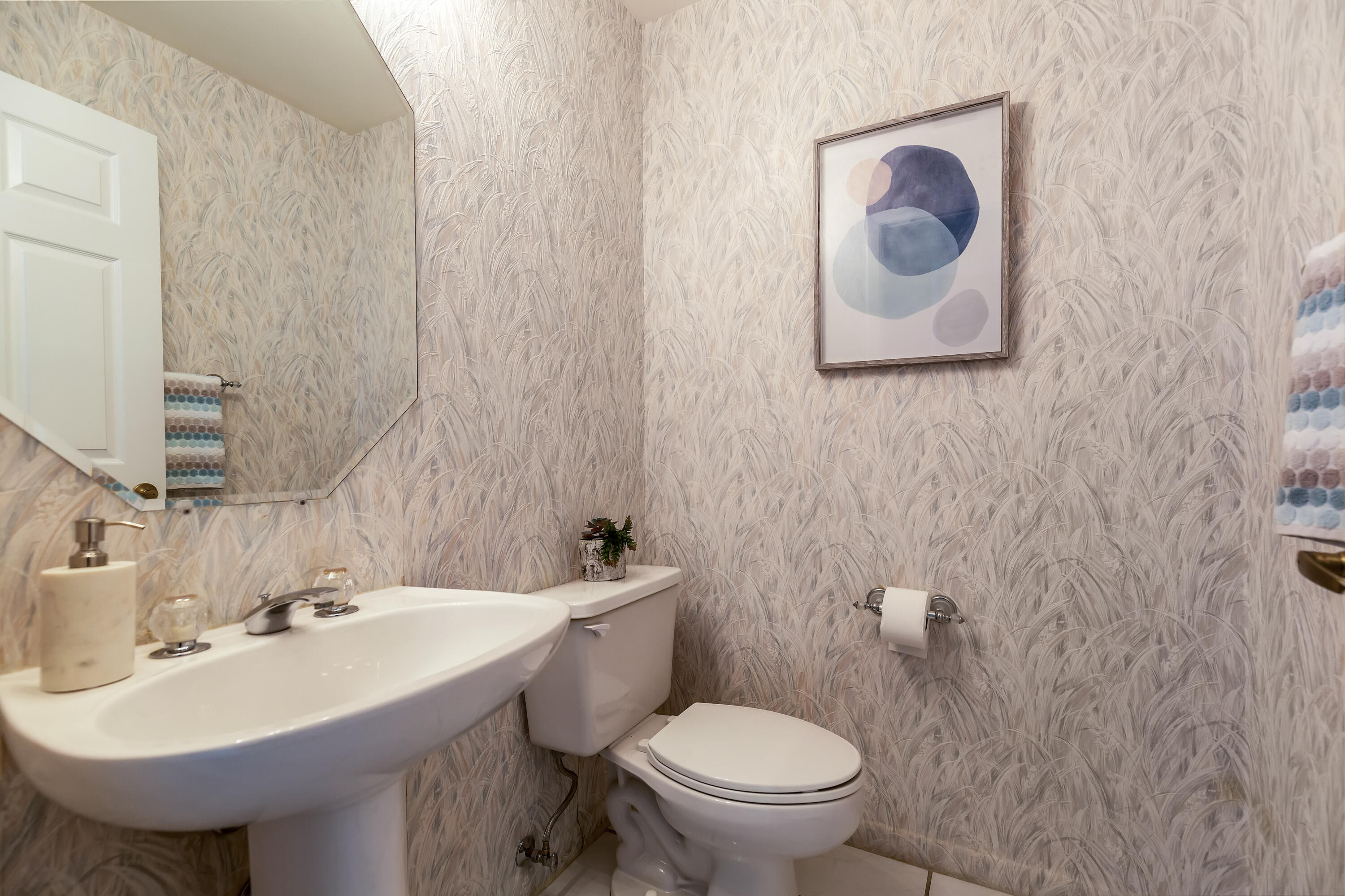 6230 Brava Way Boca Raton, FL 33433 - Photo 21 of 26 Powder Rm.