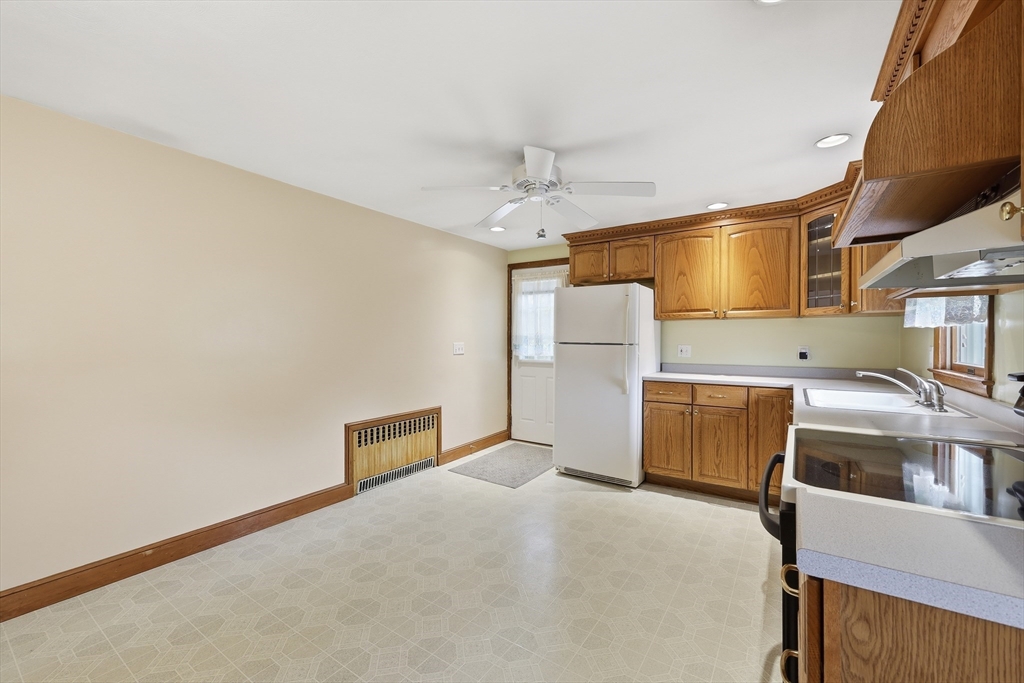 3 Letendre Avenue Ludlow, MA 01056 - Photo 4 of 36