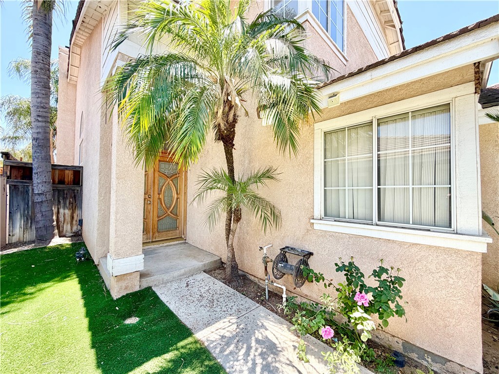 507 Lassa Way Perris, CA 92571 - Photo 4 of 39