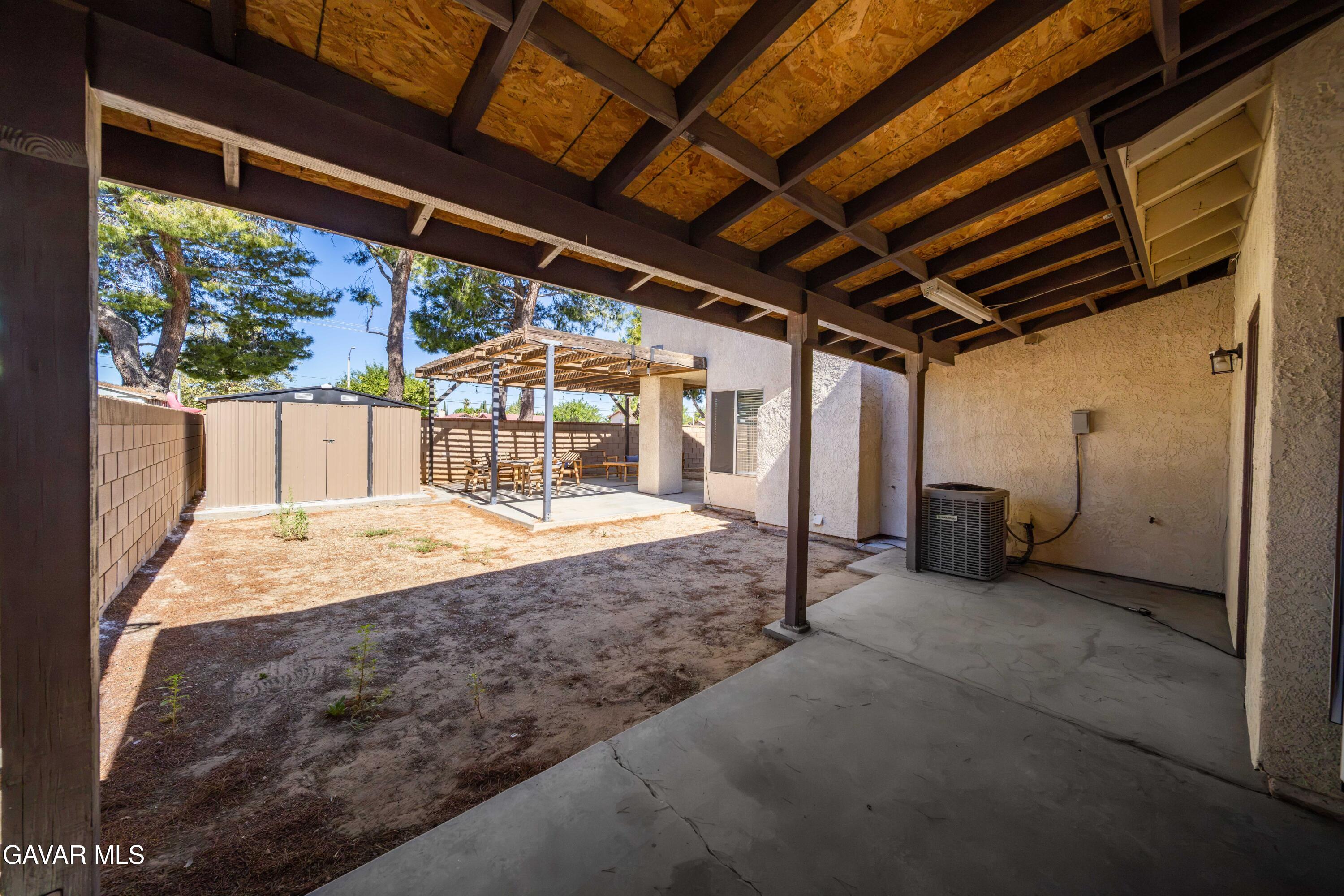 43753 Rialto Drive Lancaster, CA 93535 - Photo 30 of 38 43753 Rialto Dr Lancaster-32