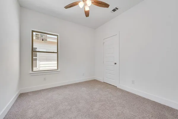 $284,000 | 2350 Scott Street, Dallas, TX 75215