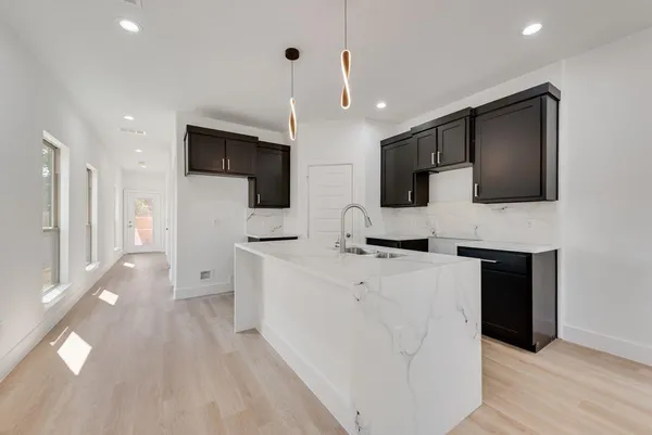 $284,000 | 2350 Scott Street, Dallas, TX 75215