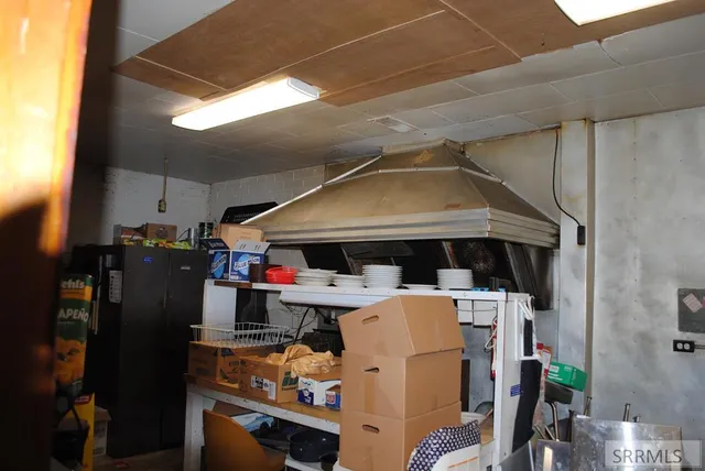 $199,000 | 348 North Idaho Street, Arco, ID 83213