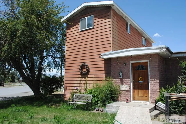 $199,000 | 348 North Idaho Street, Arco, ID 83213