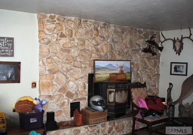 $199,000 | 348 North Idaho Street, Arco, ID 83213