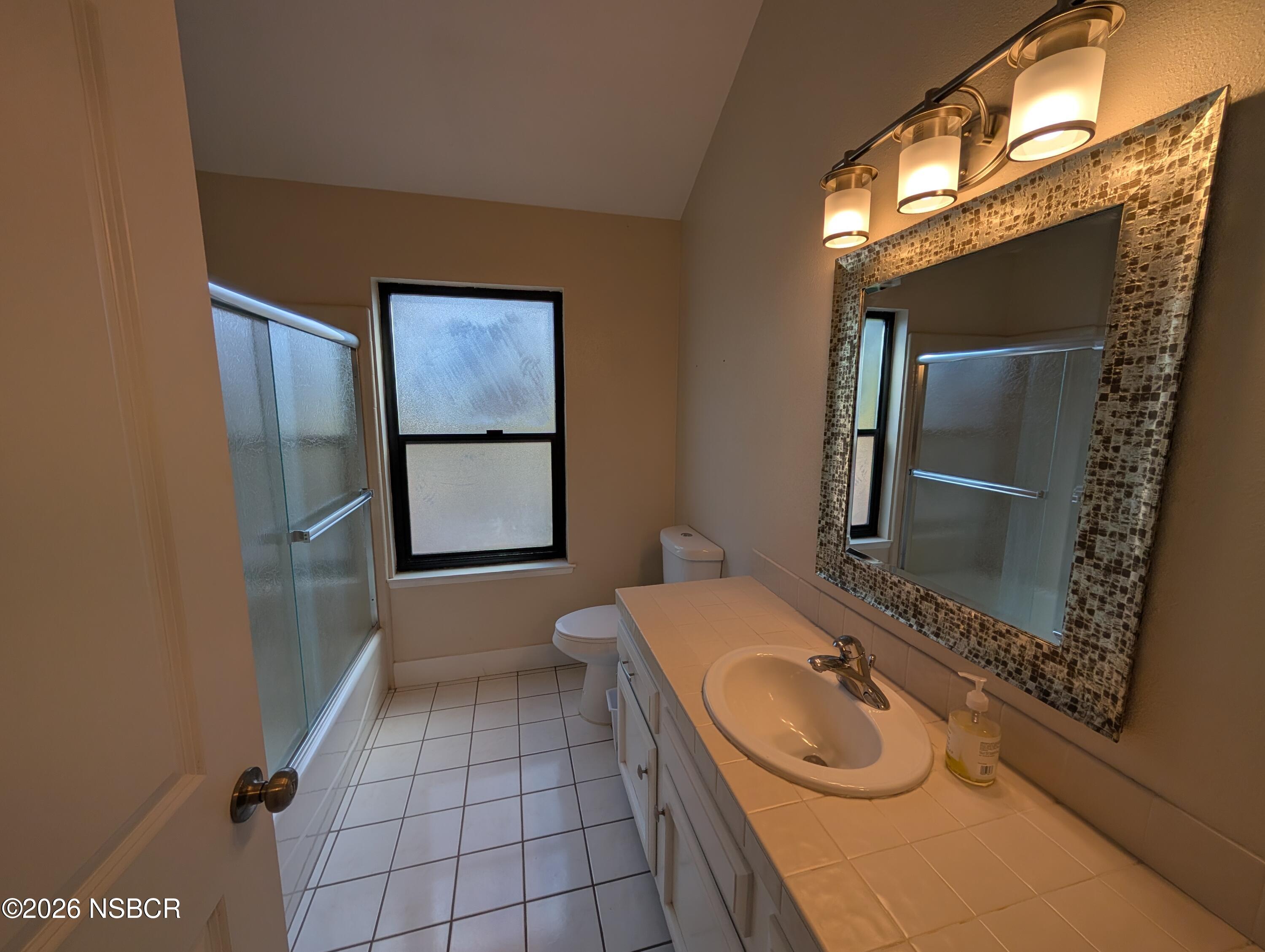 1508 Oakridge Park Road Santa Maria, CA 93455 - Photo 26 of 41 Primary Bath