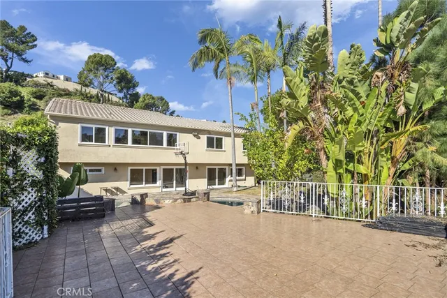 $3,290,000 | 2412 Jupiter Drive, Los Angeles, CA 90046