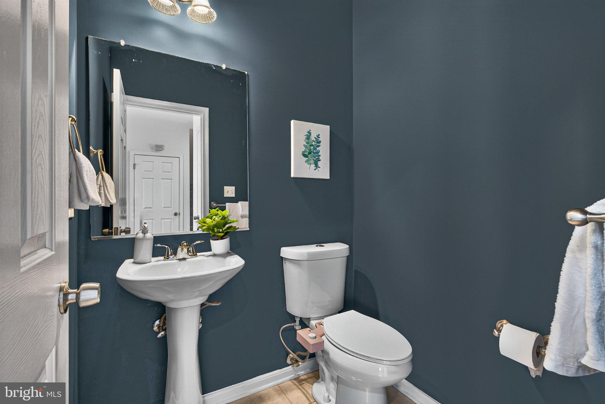239 Seamaster Road Baltimore, MD 21221 - Photo 17 of 59 Gallery Image 17