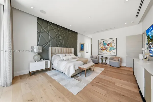 $11,750,000 | 364 Golden Beach Drive, Golden Beach, FL 33160