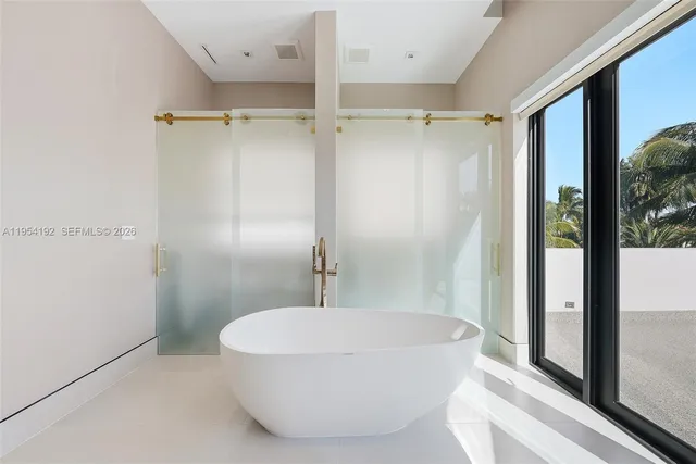 $11,750,000 | 364 Golden Beach Drive, Golden Beach, FL 33160