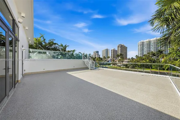 $11,750,000 | 364 Golden Beach Drive, Golden Beach, FL 33160