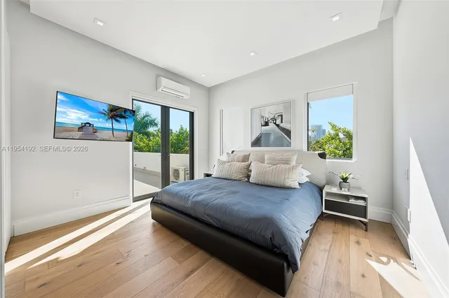 $11,750,000 | 364 Golden Beach Drive, Golden Beach, FL 33160