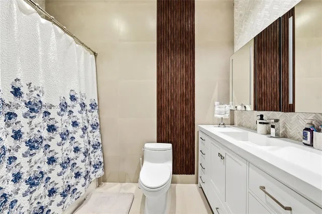 $11,750,000 | 364 Golden Beach Drive, Golden Beach, FL 33160