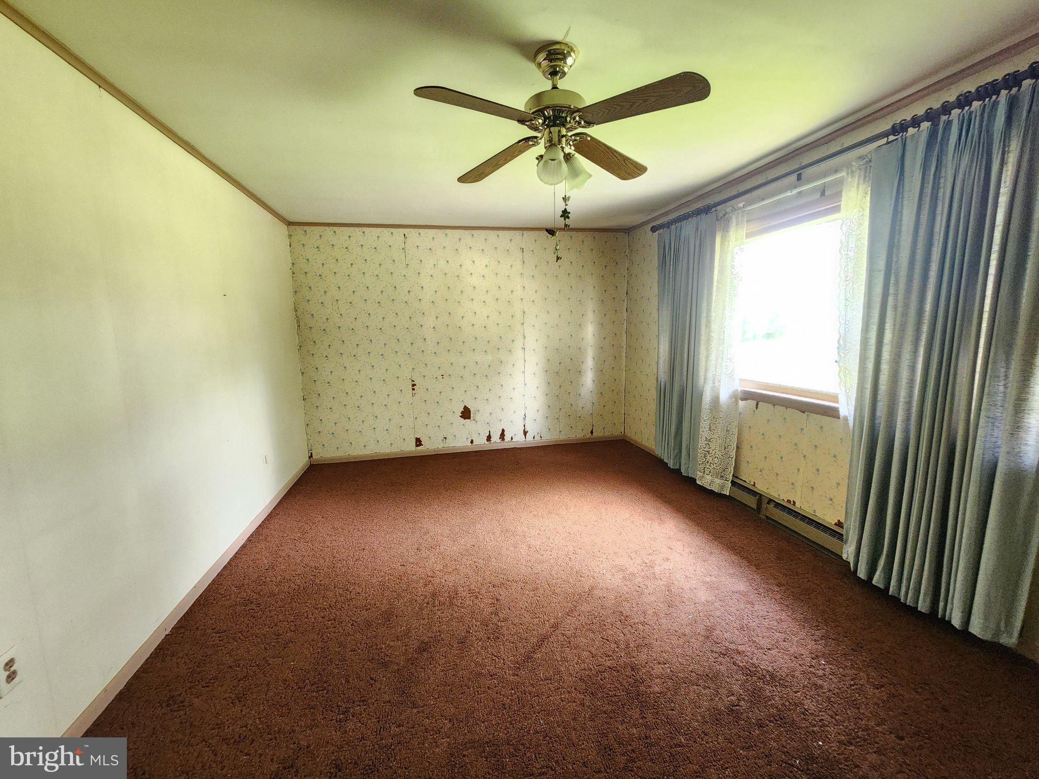 5361 Balls Mill Road Midland, VA 22728 - Photo 6 of 24 Spacious room with vintage charm.