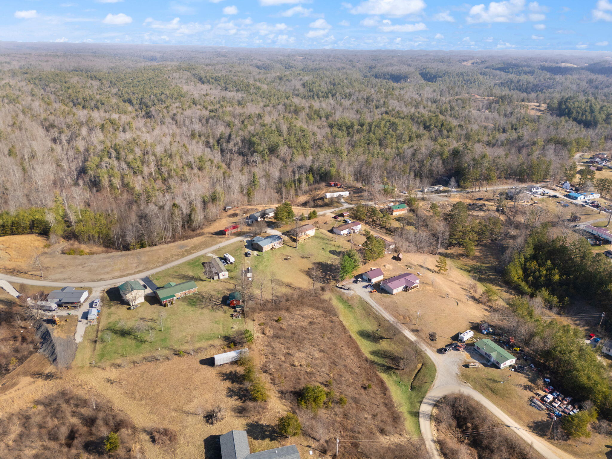 440 East Spencer Road Campton, KY 41301 - Photo 55 of 62 55-web-or-mls-DJI_20250301094439_0057_D