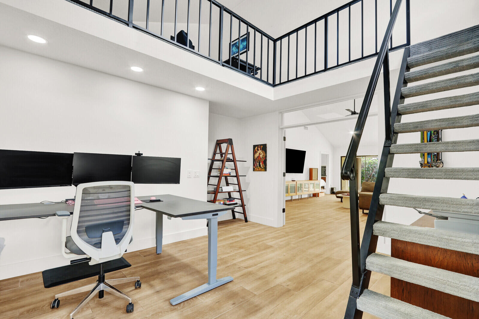 246 Ridge Road Jupiter, FL 33477 - Photo 13 of 39 a view of entryway with livingroom