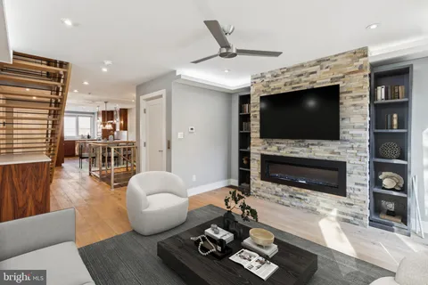 $1,250,000 | 719 South 20th Street, Philadelphia, PA 19146