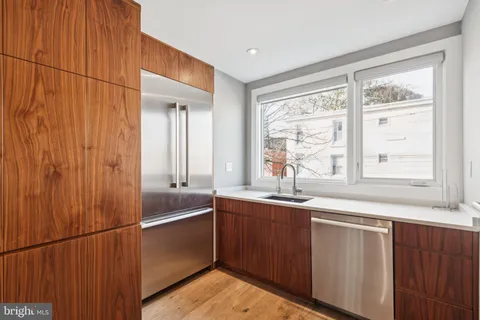 $1,250,000 | 719 South 20th Street, Philadelphia, PA 19146