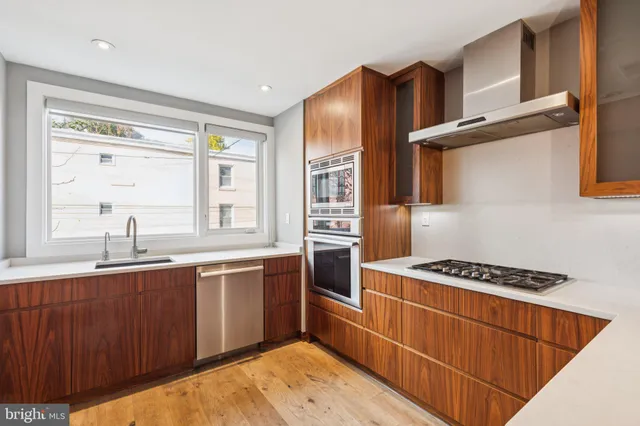 $1,250,000 | 719 South 20th Street, Philadelphia, PA 19146