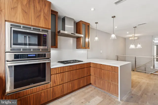 $1,250,000 | 719 South 20th Street, Philadelphia, PA 19146