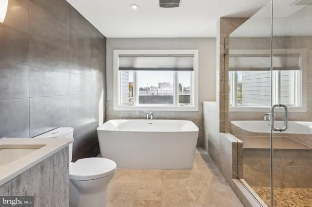 $1,250,000 | 719 South 20th Street, Philadelphia, PA 19146