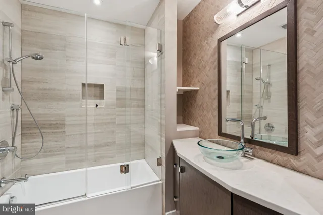 $1,250,000 | 719 South 20th Street, Philadelphia, PA 19146