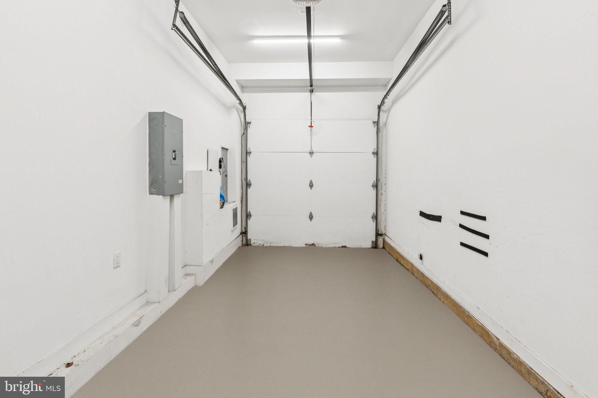 719 South 20th Street Philadelphia, PA 19146 - Photo 53 of 53 a view of a room with white walls