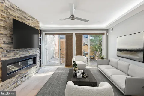 $1,250,000 | 719 South 20th Street, Philadelphia, PA 19146