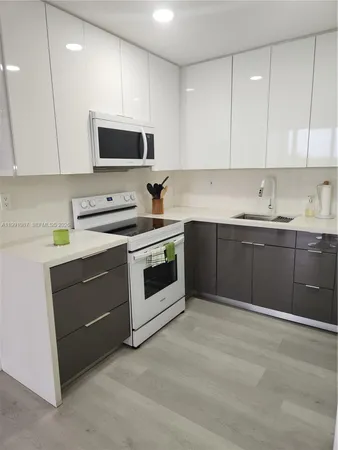 $2,200 | 3551 Southwest 9th Terrace, Unit 511, Miami, FL 33135