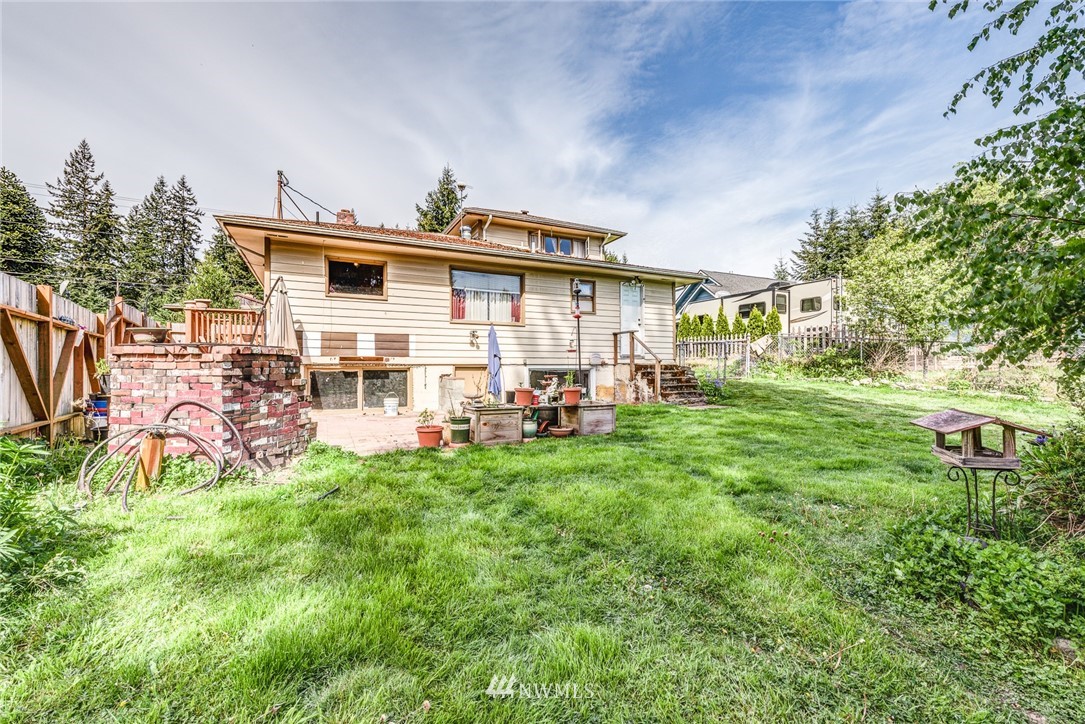 7311 Lower Ridge Road Everett, WA 98203 - Photo 17 of 19