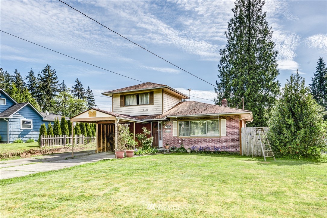 7311 Lower Ridge Road Everett, WA 98203 - Photo 3 of 19