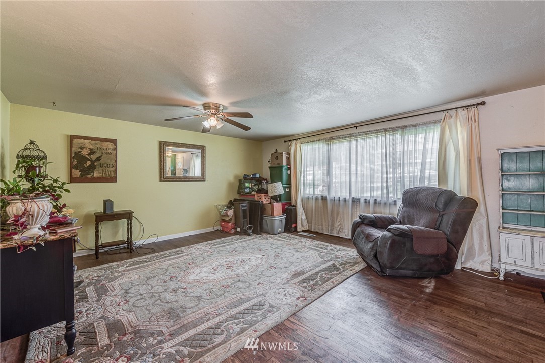 7311 Lower Ridge Road Everett, WA 98203 - Photo 6 of 19