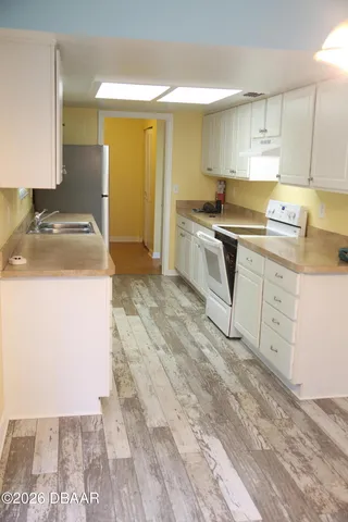 $2,200 | 277 Galbraith Avenue, Oak Hill, FL 32759