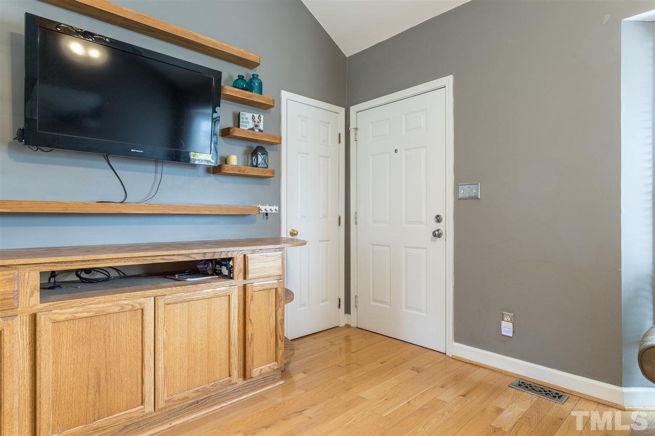 10004 Joe Leach Road Raleigh, NC 27603 - Photo 5 of 24