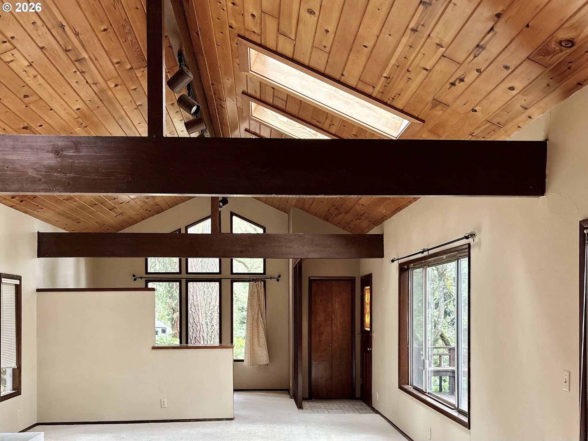 3055 Madison Street Eugene, OR 97405 - Photo 11 of 32