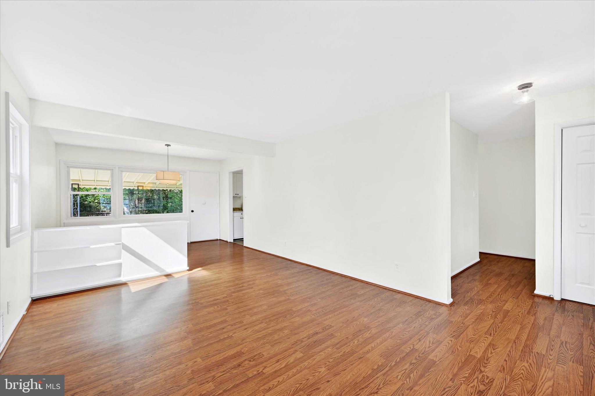 3 Edgemoor Road Lutherville-Timonium, MD 21093 - Photo 4 of 24 Is perfect for entertaining!
