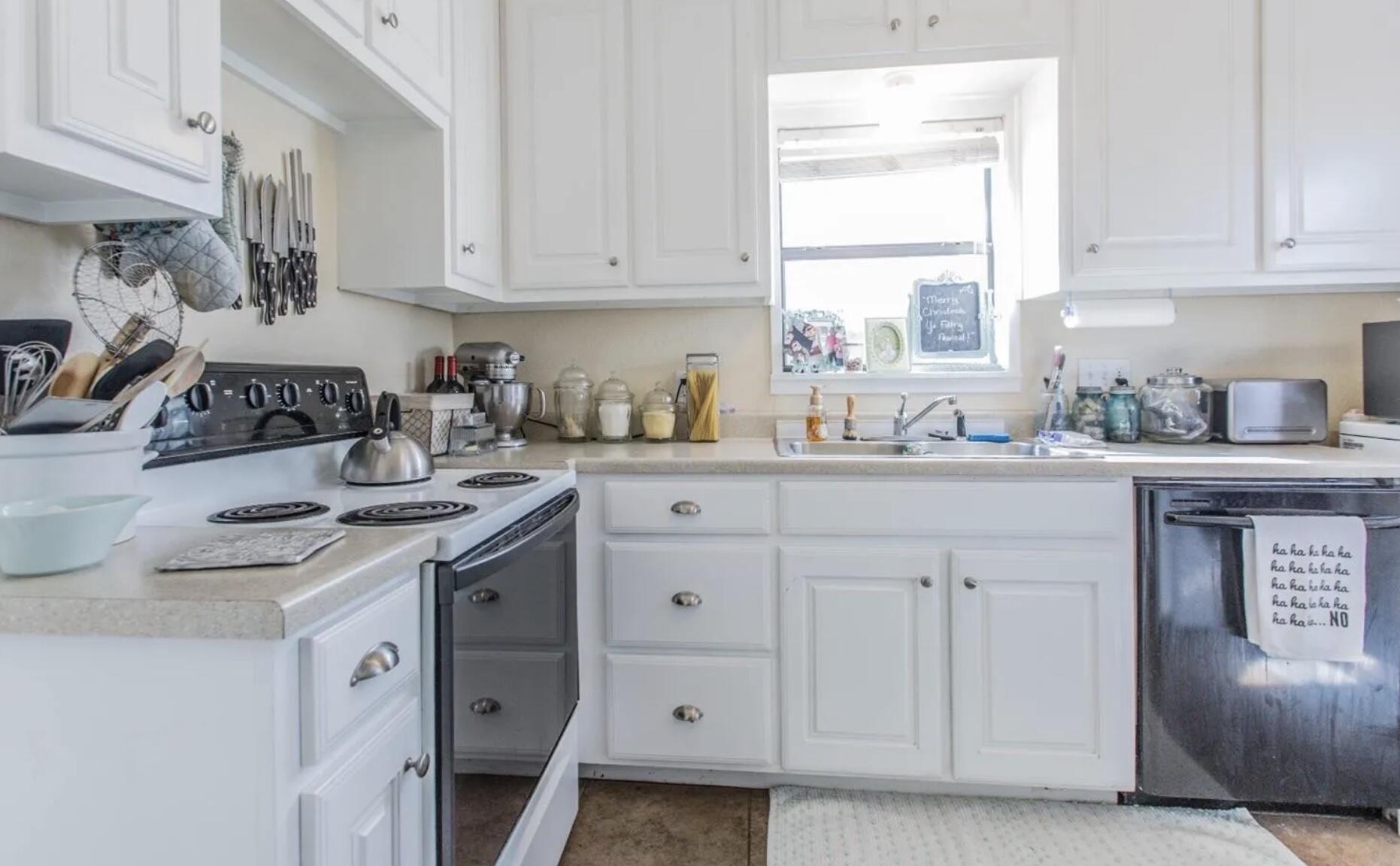 2806 30th Street Lubbock, TX 79410 - Photo 5 of 11 5