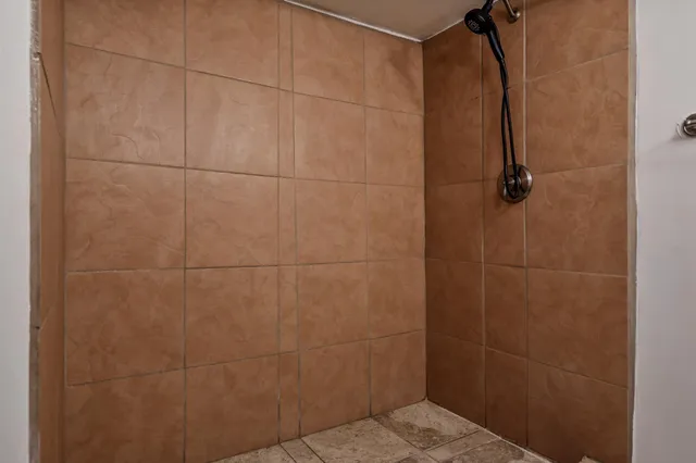 $165,000 | 3332 Seward Avenue, Rockford, IL 61108