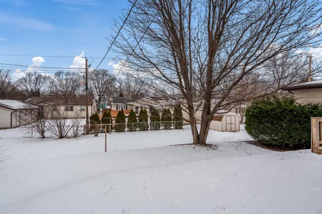 $165,000 | 3332 Seward Avenue, Rockford, IL 61108