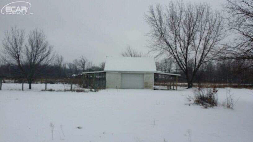7460 Grand River Road Bancroft, MI 48414 - Photo 3 of 28 21243677-2.JPG