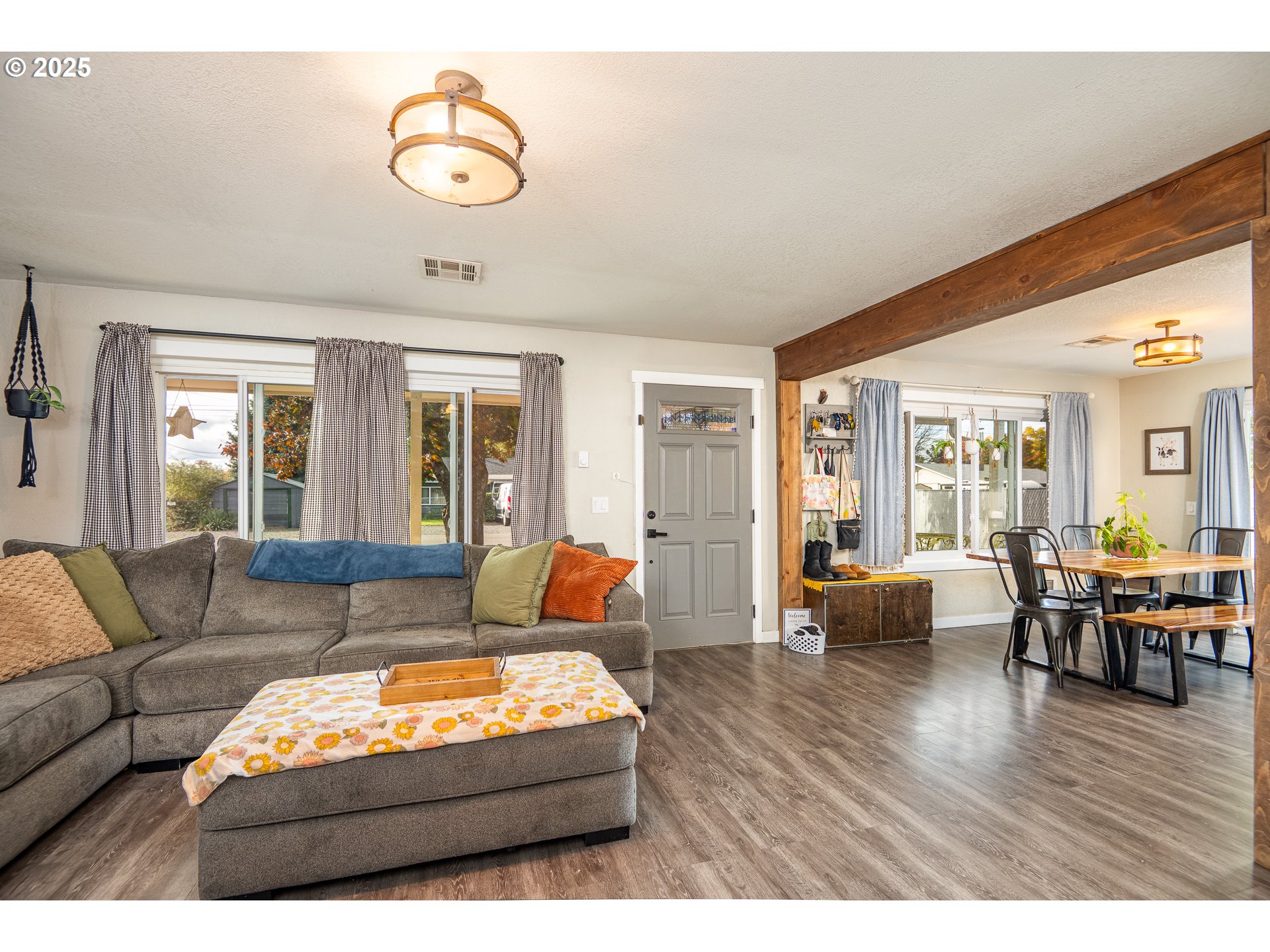 1219 Waite Street Eugene, OR 97402 - Photo 3 of 22