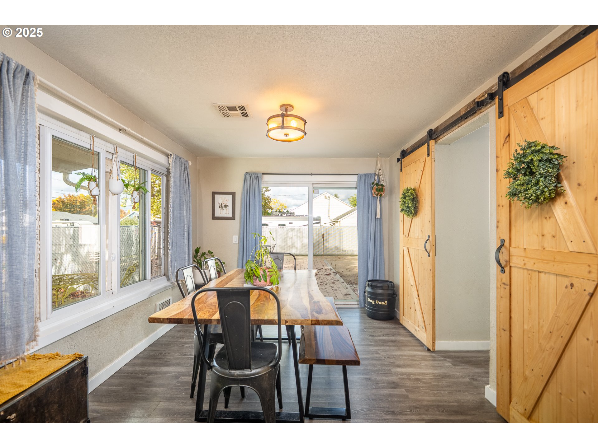 1219 Waite Street Eugene, OR 97402 - Photo 6 of 22